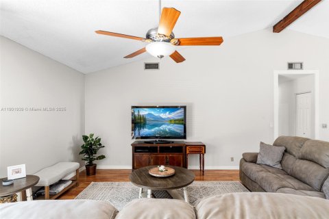 Casa en venta en Cooper City, Florida, 4 dormitorios, 145.39 m2 № 1954036 - foto 18