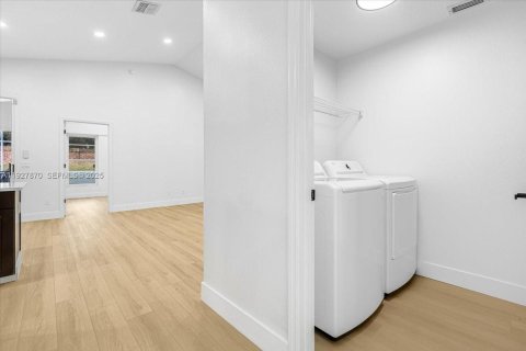 Villa ou maison à vendre à Orlando, Floride: 3 chambres, 147.71 m2 № 1987347 - photo 7