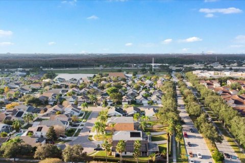 Villa ou maison à vendre à Orlando, Floride: 3 chambres, 147.71 m2 № 1987347 - photo 26