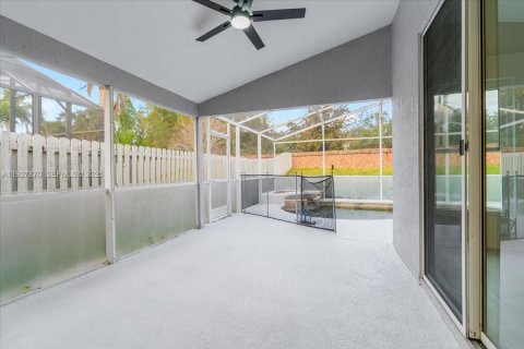 Villa ou maison à vendre à Orlando, Floride: 3 chambres, 147.71 m2 № 1987347 - photo 19