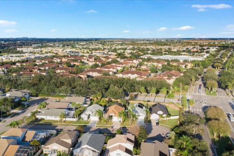 Villa ou maison à vendre à Orlando, Floride: 3 chambres, 147.71 m2 № 1987347 - photo 24