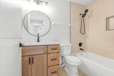 Villa ou maison à vendre à Orlando, Floride: 3 chambres, 147.71 m2 № 1987347 - photo 15