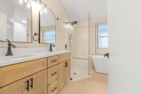 Villa ou maison à vendre à Orlando, Floride: 3 chambres, 147.71 m2 № 1987347 - photo 17