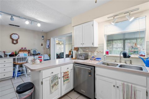 Casa en venta en Orlando, Florida, 4 dormitorios, 153.29 m2 № 1834825 - foto 10