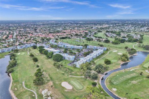 Condominio en venta en Margate, Florida, 2 dormitorios, 92.9 m2 № 1994418 - foto 18