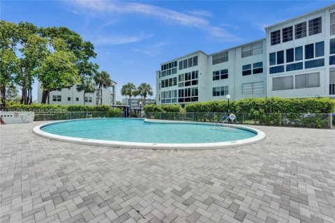 Condominio en venta en Margate, Florida, 2 dormitorios, 92.9 m2 № 1994418 - foto 22