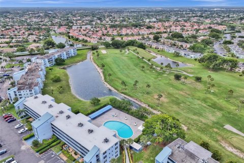 Condominio en Margate, Florida, 2 dormitorios  № 1994418