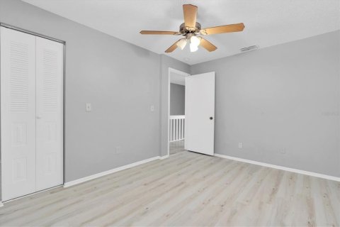 Townhouse in Largo, Florida 2 bedrooms, 97.36 sq.m. № 1653563 - photo 22