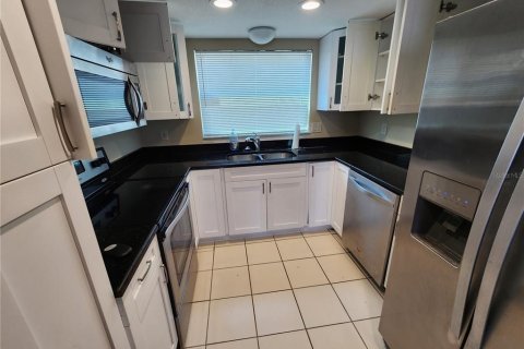 Adosado en venta en Largo, Florida, 2 dormitorios, 97.36 m2 № 1653563 - foto 5