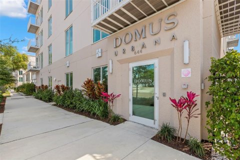 Condo in Saint Petersburg, Florida, 2 bedrooms № 2094852