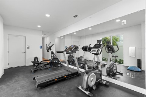 Condo in Saint Petersburg, Florida, 2 bedrooms  № 2094852 - photo 26