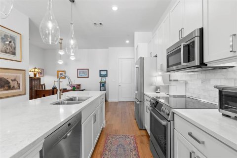 Condo in Saint Petersburg, Florida, 2 bedrooms  № 2094852 - photo 8