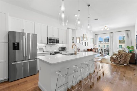 Condo in Saint Petersburg, Florida, 2 bedrooms  № 2094852 - photo 4