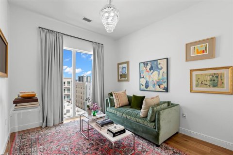 Condo in Saint Petersburg, Florida, 2 bedrooms  № 2094852 - photo 16