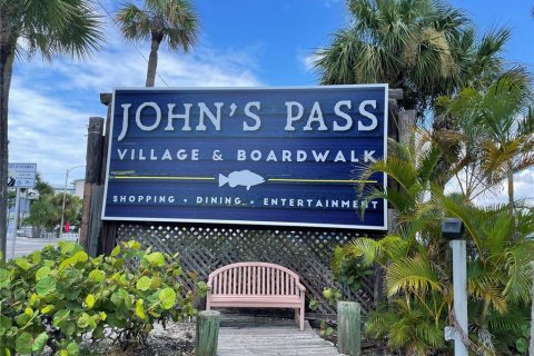 Apartment in Madeira Beach, Florida 2 bedrooms, 78.97 sq.m. № 1915927 - photo 12