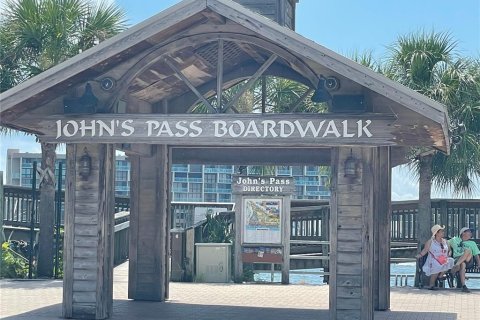Apartment in Madeira Beach, Florida 2 bedrooms, 78.97 sq.m. № 1915927 - photo 13
