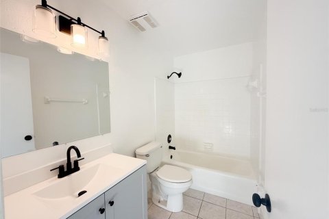 Apartment in Madeira Beach, Florida 2 bedrooms, 78.97 sq.m. № 1915927 - photo 7