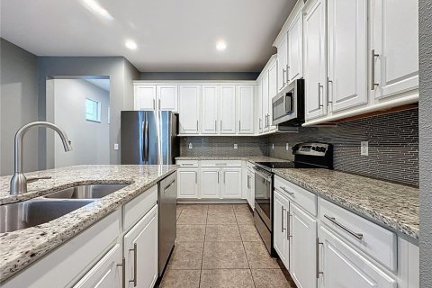 Купить виллу или дом в Апопка, Флорида 5 комнат, 149.02м2, № 1844993 - фото 16