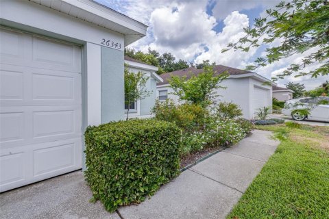 House in Wesley Chapel, Florida 3 bedrooms, 156.08 sq.m. № 1765540 - photo 3