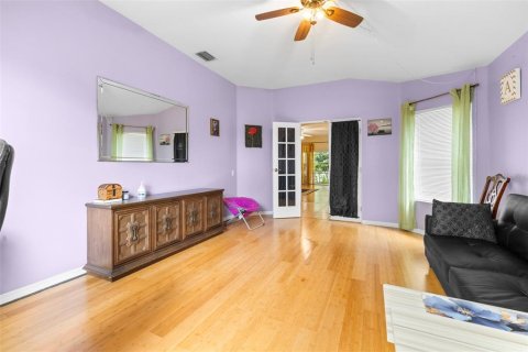 House in Wesley Chapel, Florida 3 bedrooms, 156.08 sq.m. № 1765540 - photo 22