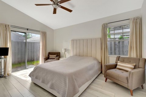 House in Palm Beach Gardens, Florida 2 bedrooms, 109.07 sq.m. № 2195014 - photo 17