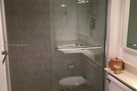 Condominio en venta en Sunny Isles Beach, Florida, 2 dormitorios, 148.92 m2 № 2174664 - foto 28