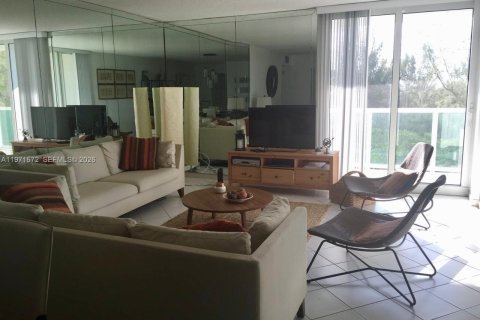 Condominio en venta en Sunny Isles Beach, Florida, 2 dormitorios, 148.92 m2 № 2174664 - foto 20