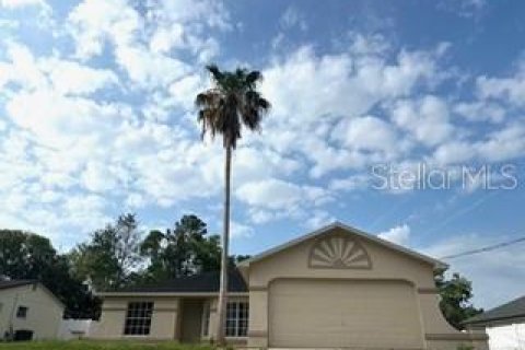 Casa en venta en Spring Hill, Florida, 3 dormitorios, 120.59 m2 № 1879279 - foto 1