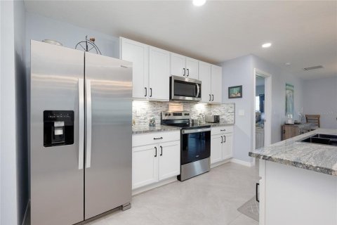 Casa en venta en Palmetto, Florida, 3 dormitorios, 151.9 m2 № 2427231 - foto 7