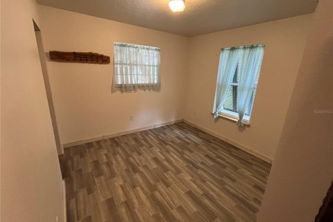House in Floral City, Florida 3 bedrooms, 117.61 sq.m. № 1554749 - photo 24