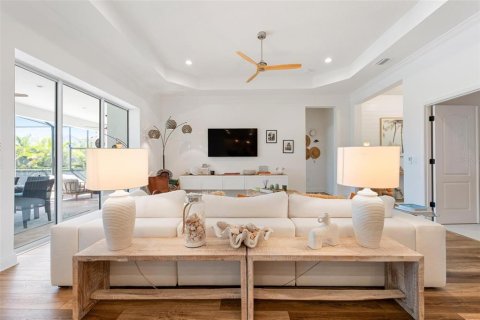 Casa en venta en Englewood, Florida, 3 dormitorios, 250.74 m2 № 2433081 - foto 6