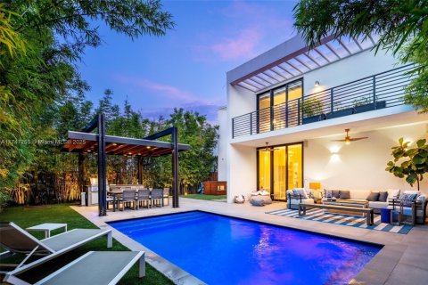 Villa ou maison à louer à Miami, Floride: 4 chambres, 268.49 m2 № 1714279 - photo 7