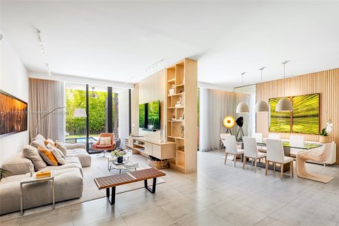 Villa ou maison à louer à Miami, Floride: 4 chambres, 268.49 m2 № 1714279 - photo 4