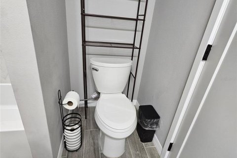 Casa en alquiler en Kissimmee, Florida, 3 dormitorios, 126.72 m2 № 1826986 - foto 25