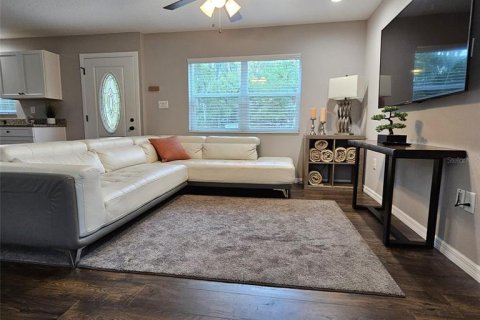 Casa en alquiler en Kissimmee, Florida, 3 dormitorios, 126.72 m2 № 1826986 - foto 5