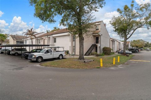 Copropriété à vendre à Tampa, Floride: 2 chambres, 110.65 m2 № 2102234 - photo 3