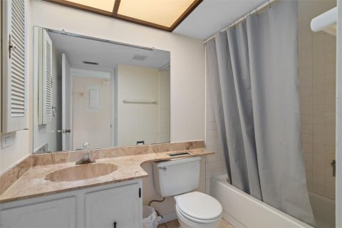 Copropriété à vendre à Tampa, Floride: 2 chambres, 110.65 m2 № 2102234 - photo 28