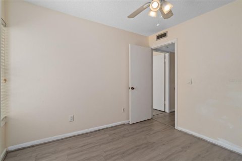 Copropriété à vendre à Tampa, Floride: 2 chambres, 110.65 m2 № 2102234 - photo 27