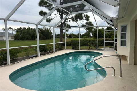Villa ou maison à vendre à Rotonda, Floride: 3 chambres, 161.37 m2 № 2398972 - photo 16