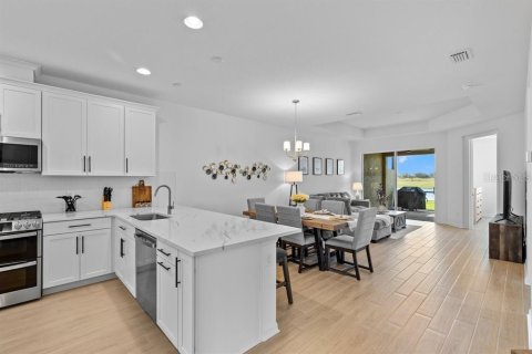 Casa en alquiler en Bradenton, Florida, 2 dormitorios, 134.89 m2 № 1734076 - foto 4