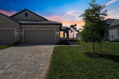 Casa en alquiler en Bradenton, Florida, 2 dormitorios, 134.89 m2 № 1734076 - foto 2