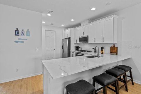 Casa en alquiler en Bradenton, Florida, 2 dormitorios, 134.89 m2 № 1734076 - foto 10