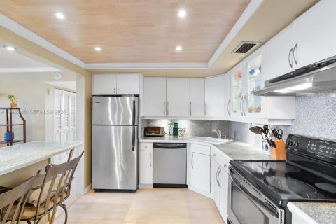 Купить кондоминиум в Норт-Майами, Флорида 2 спальни, 110.37м2, № 2063203 - фото 12