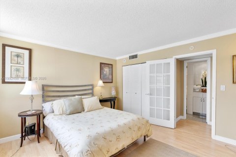 Купить кондоминиум в Норт-Майами, Флорида 2 спальни, 110.37м2, № 2063203 - фото 25