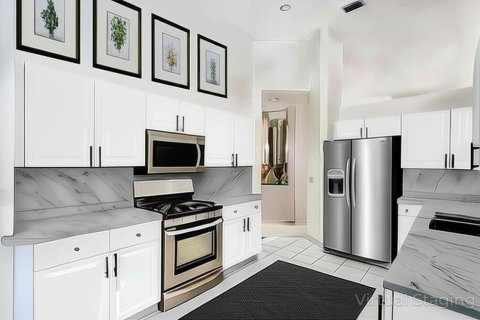 House in West Palm Beach, Florida 3 bedrooms, 187.66 sq.m. № 2190679 - photo 24
