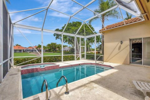 House in West Palm Beach, Florida 3 bedrooms, 187.66 sq.m. № 2190679 - photo 3