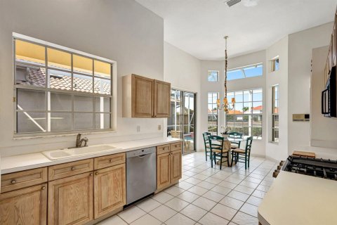 House in West Palm Beach, Florida 3 bedrooms, 187.66 sq.m. № 2190679 - photo 26