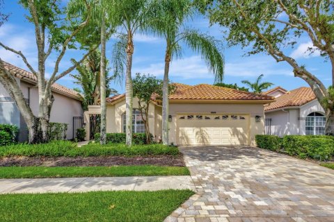 House in West Palm Beach, Florida 3 bedrooms, 187.66 sq.m. № 2190679