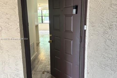 Copropriété à vendre à Pompano Beach, Floride: 3 chambres, 107.77 m2 № 2012605 - photo 2