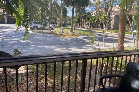 Copropriété à vendre à Pompano Beach, Floride: 3 chambres, 107.77 m2 № 2012605 - photo 13